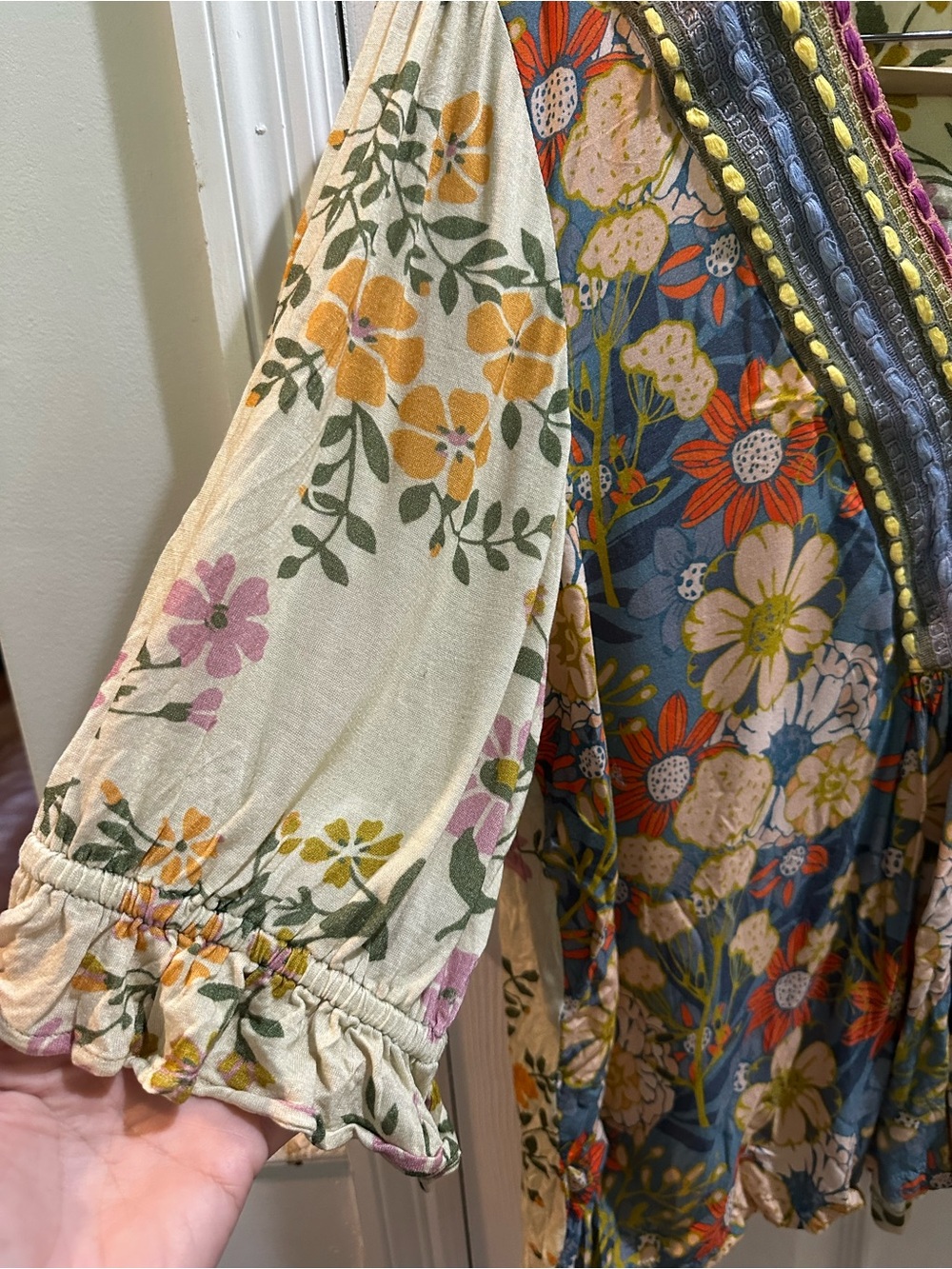 Blank London Floral Embroidered Boho Top Viscose Flowy 1X - Picture 3 of 8
